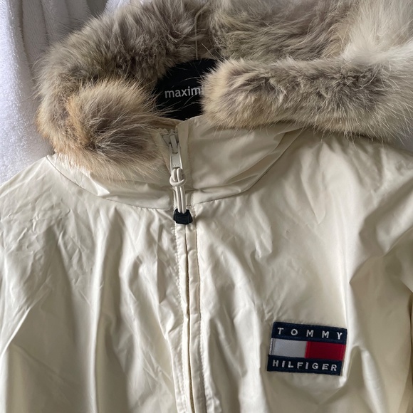 New Tommy Hilfiger down jacket originally $445 now $56 - Picture 6 of 8